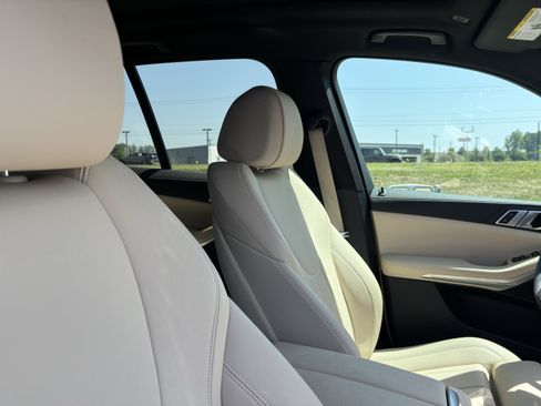Used 2020 BMW X5 sDrive40i w/ Premium Package RWD image 35