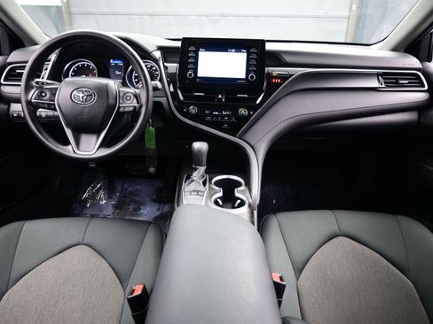 Used 2024 Toyota Camry LE FWD image 17