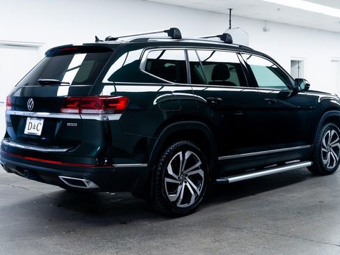 Used 2021 Volkswagen Atlas SEL Premium w/ Atlas Adventure Package image 6