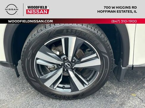 Certified 2023 Nissan Rogue SL AWD/4WD image 9