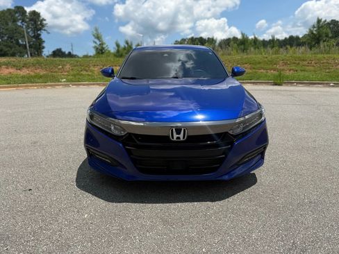 Used 2019 Honda Accord Sport image 2