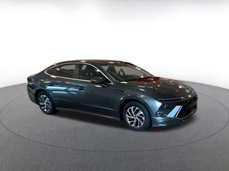 Used 2026 Hyundai Sonata Blue FWD video 2
