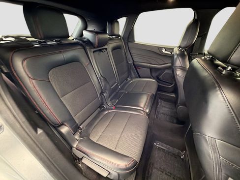 Used 2024 Ford Escape ST-Line image 14