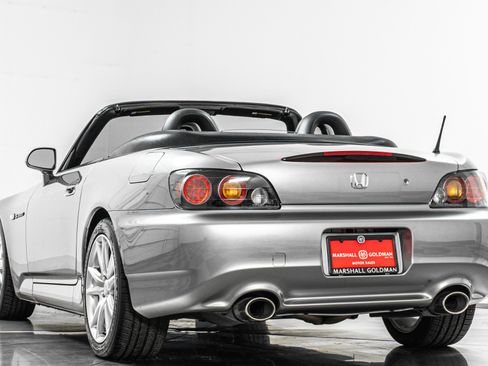 Used 2004 Honda S2000 image 7