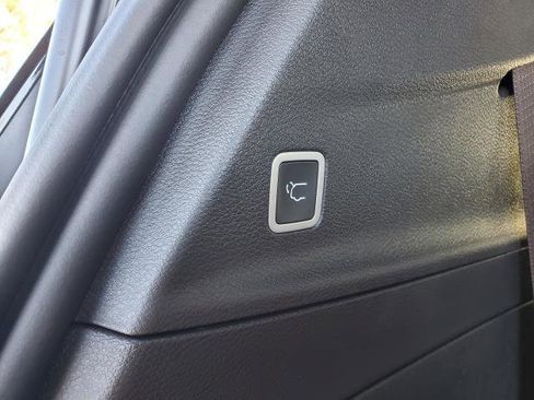 New 2026 Chrysler Pacifica Select image 27