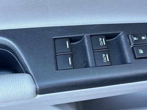 Certified 2017 Honda Accord Touring image 12