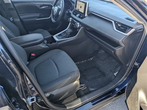 Used 2023 Toyota RAV4 XLE image 12