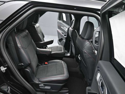 New 2026 Ford Explorer ST w/ Sun And Sound Package image 17