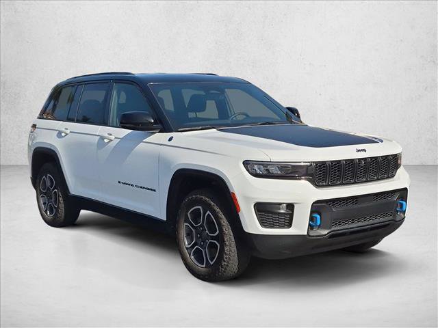 Used 2022 Jeep Grand Cherokee Trailhawk AWD/4WD image 3
