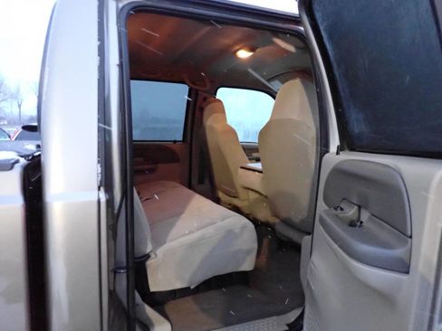 Used 2002 Ford F350 XLT image 10