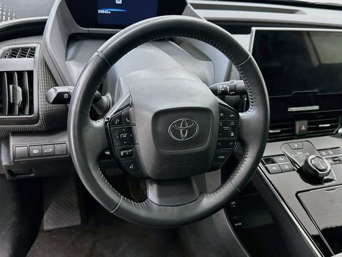 Used 2023 Toyota bZ4X AWD image 18