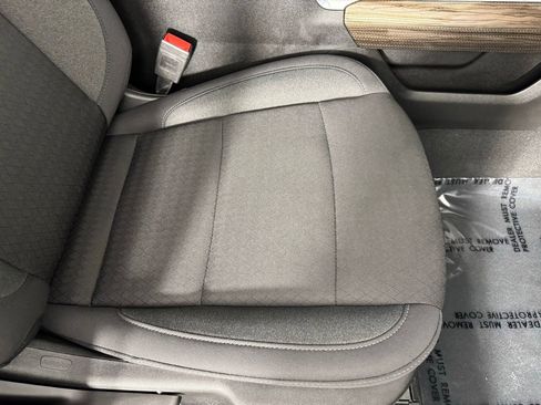 Used 2025 Chevrolet Silverado 2500 LT w/ All Star Edition image 35