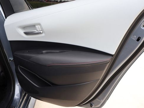Used 2024 Toyota Corolla SE FWD image 11