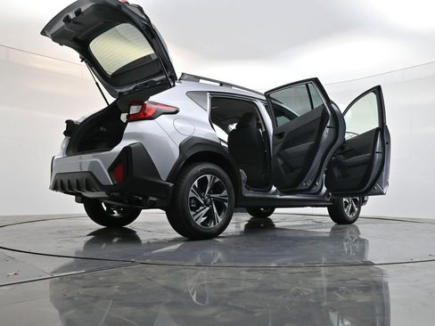 Used 2025 Subaru Crosstrek 2.0i Premium AWD/4WD image 39