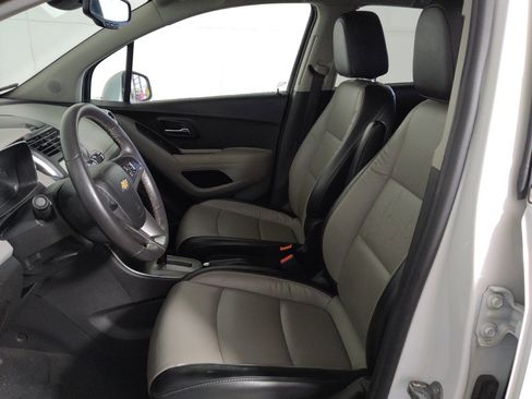 Used 2015 Chevrolet Trax LTZ FWD image 17