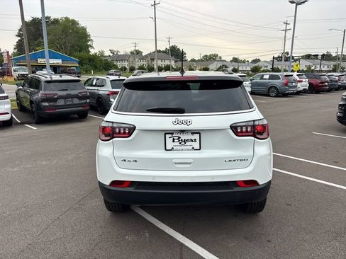 Used 2025 Jeep Compass Limited AWD/4WD image 31