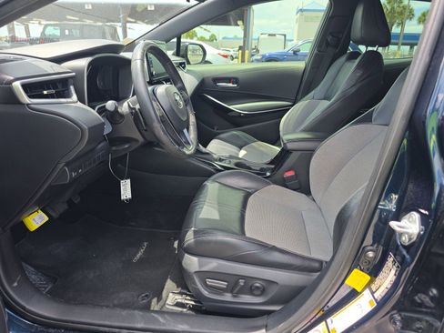 Used 2019 Toyota Corolla XSE FWD image 11