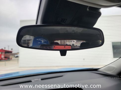 Used 2025 Chevrolet Trax ACTIV w/ Sunroof Package image 27