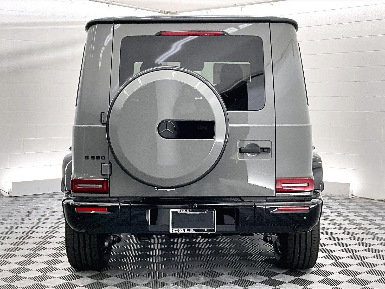 New 2027 Mercedes-Benz G 580 e image 3
