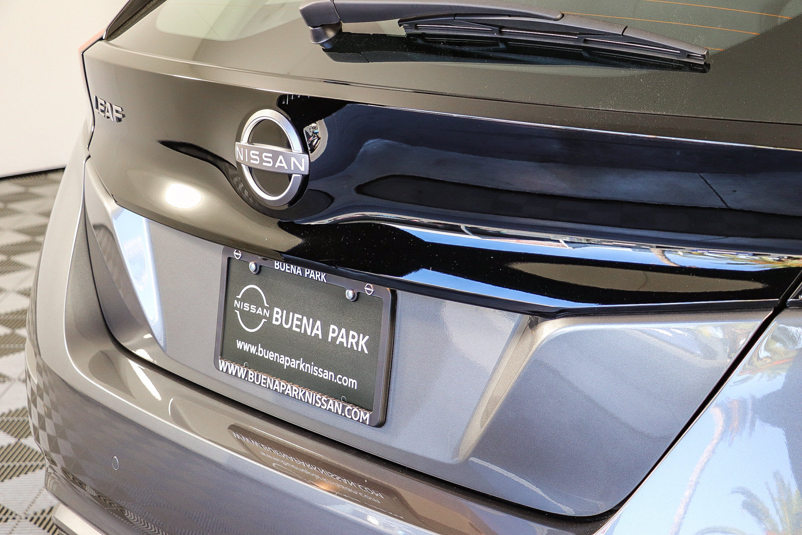 Used 2025 Nissan Leaf S FWD image 10