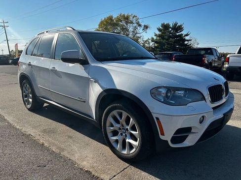 Used 2012 BMW X5 xDrive35i image 4