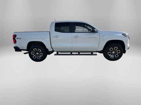 Used 2023 Chevrolet Colorado Z71 w/ Z71 Convenience Package 2 AWD/4WD image 5