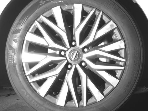 Used 2025 Nissan Altima 2.5 SV image 13