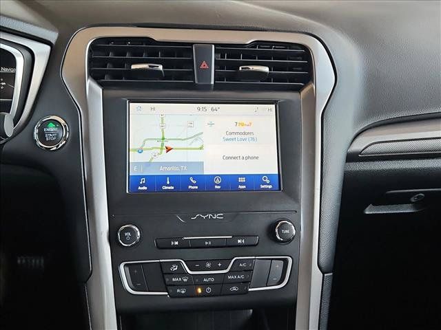 Used 2020 Ford Fusion SE FWD image 15
