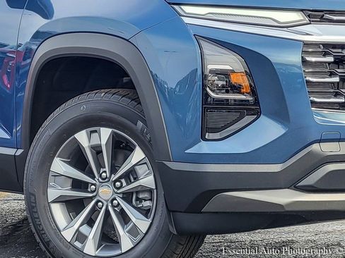 New 2026 Chevrolet Equinox LT w/ Convenience Package II image 3