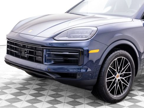 New 2026 Porsche Cayenne image 37