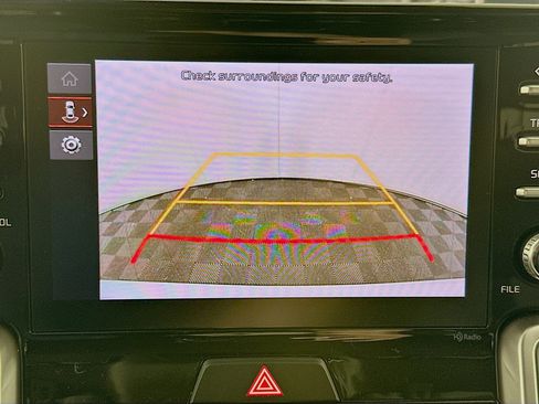 Used 2023 Kia Sorento LX FWD image 22