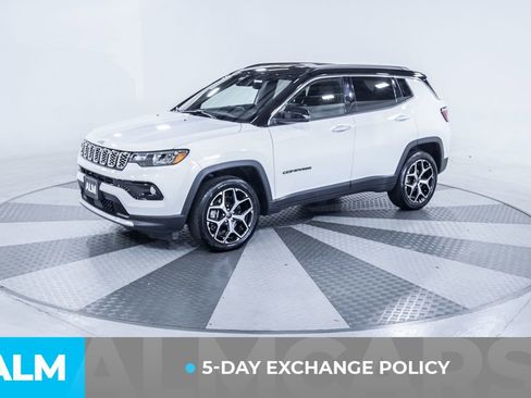 Used 2025 Jeep Compass Limited AWD/4WD image 3