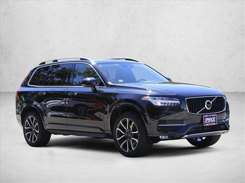 Used 2018 Volvo XC90 T6 Momentum w/ Convenience Package AWD/4WD image 3
