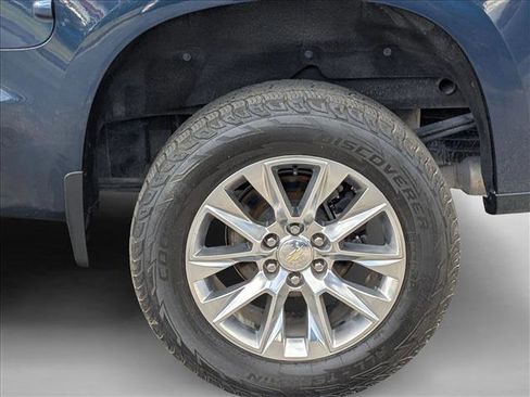 Used 2021 Chevrolet Silverado 1500 LTZ image 23