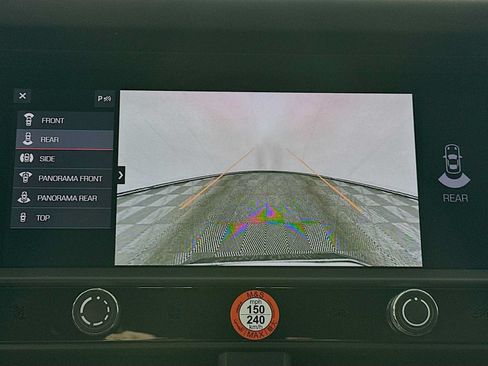 Certified 2026 Porsche Macan AWD/4WD image 19