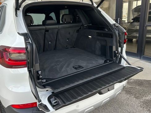Used 2022 BMW X5 xDrive40i image 55