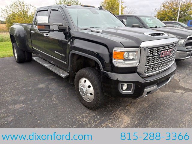 Used 2019 GMC Sierra 3500 Denali AWD/4WD image 8