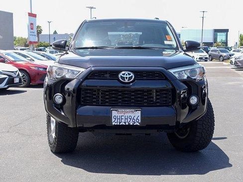 Used 2019 Toyota 4Runner SR5 Premium AWD/4WD image 3