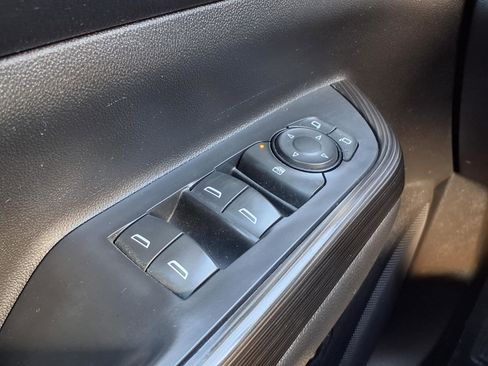 Used 2017 GMC Acadia SLT image 9