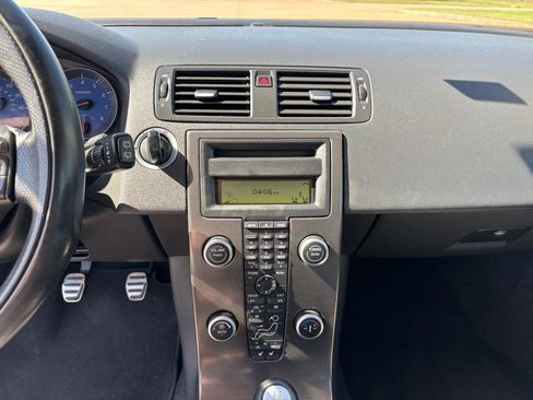 Used 2011 Volvo C30 T5 R-Design image 15