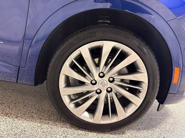 Used 2024 Buick Envision Avenir AWD/4WD image 33