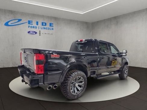 New 2026 Ford F250 Lariat w/ Black Appearance Package image 7