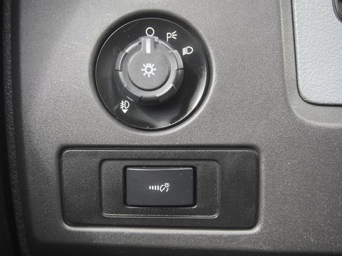 Used 2013 Ford F150 STX w/ Mid Equipment Group AWD/4WD image 17