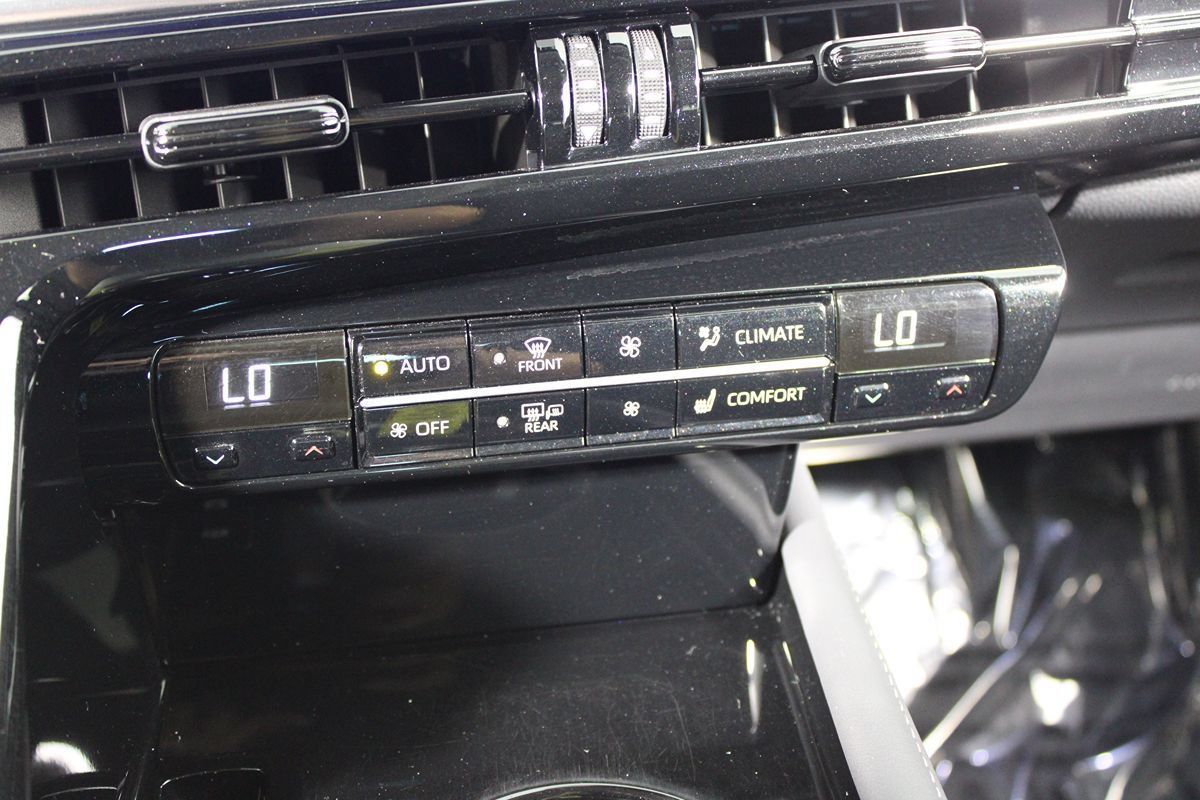 Used 2023 Toyota Mirai w/ Advanced Technology Package RWD image 21
