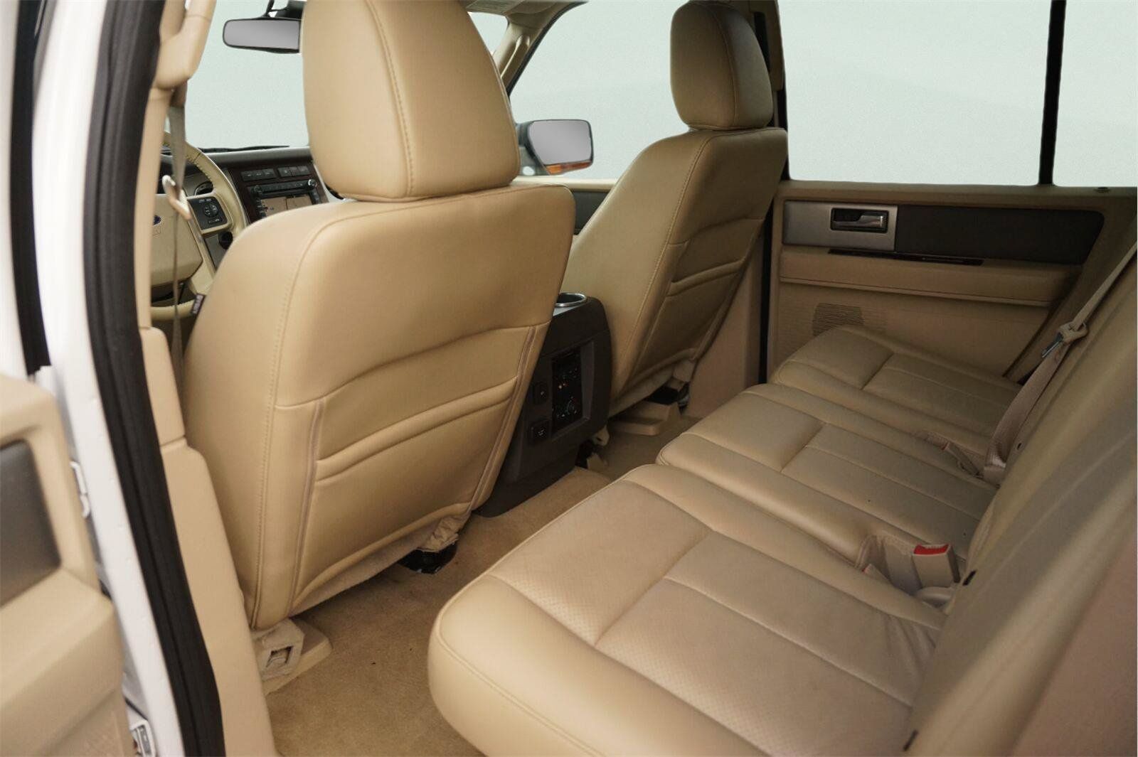 Used 2013 Ford Expedition XLT RWD image 12