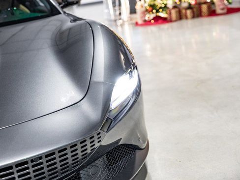 Used 2024 Ferrari Roma image 43
