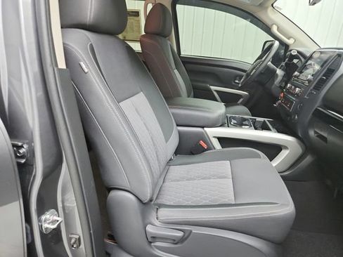 Used 2024 Nissan Titan SV w/ SV Convenience Package AWD/4WD image 36
