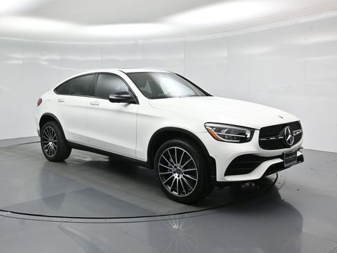 Used 2023 Mercedes-Benz GLC 300 4MATIC Coupe image 56