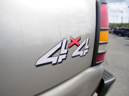 Used 2001 GMC Sierra 3500 4x4 Extended Cab image 22