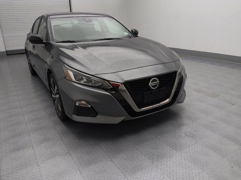 Used 2022 Nissan Altima 2.5 SR image 13